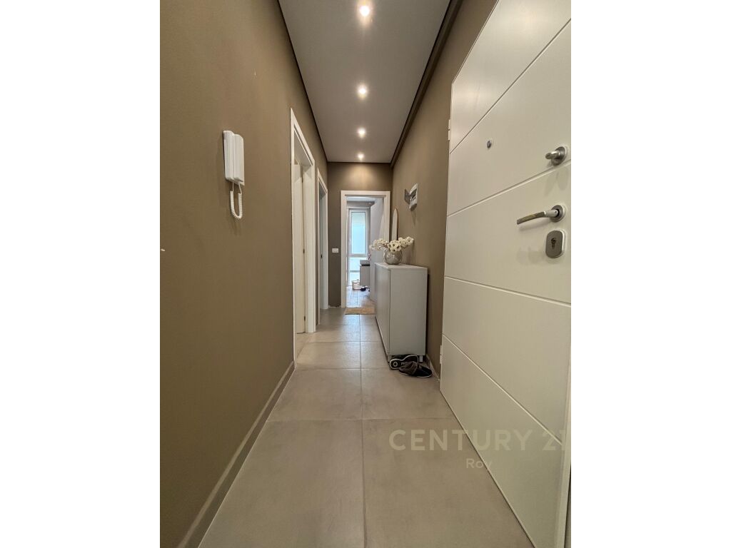 2+1 Apartment for Sale in San Pietro, Lalzit Bay