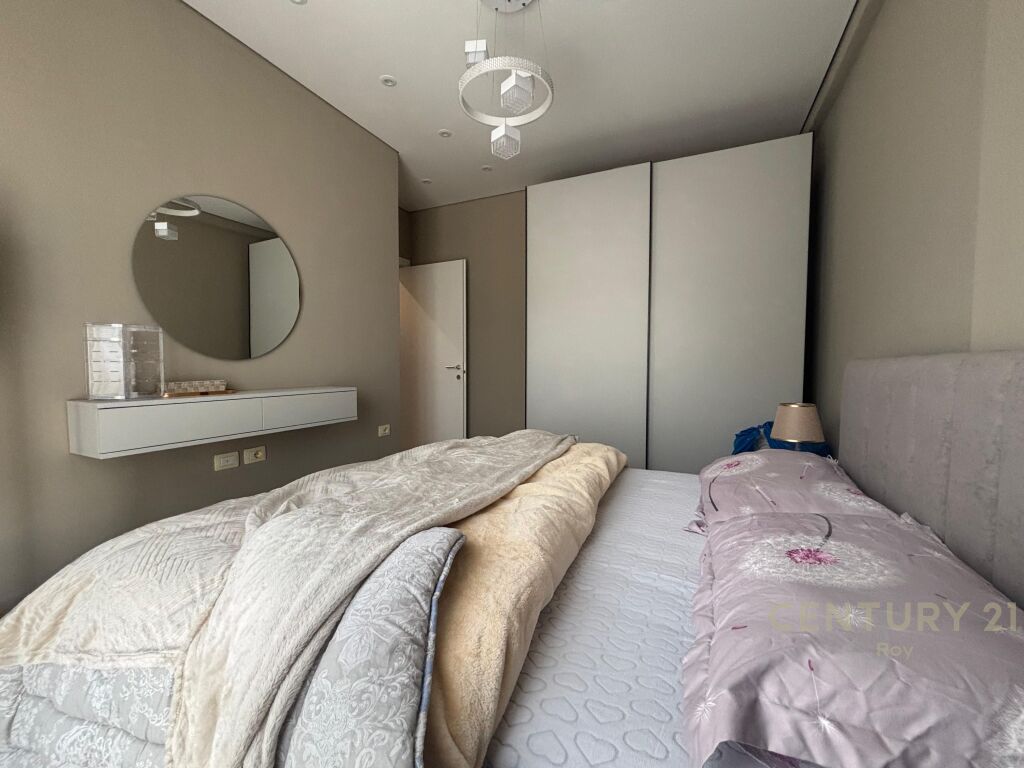 2+1 Apartment for Sale in San Pietro, Lalzit Bay