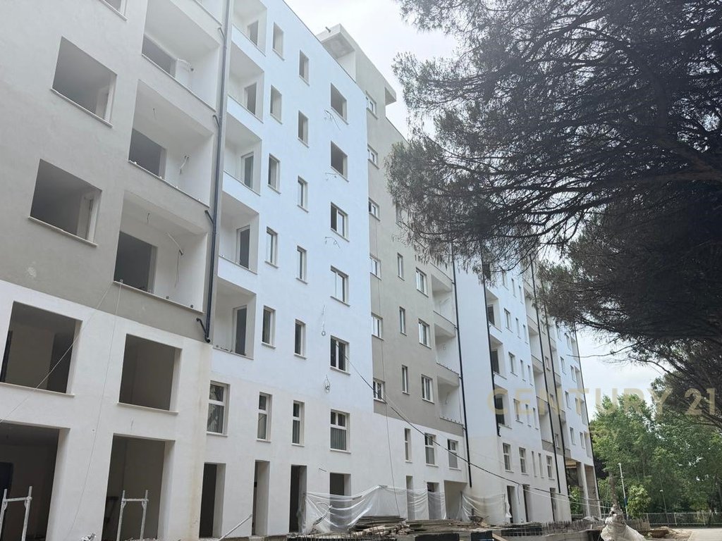 Apartment 1+1 for Sale in New Construction near Mali i Robit