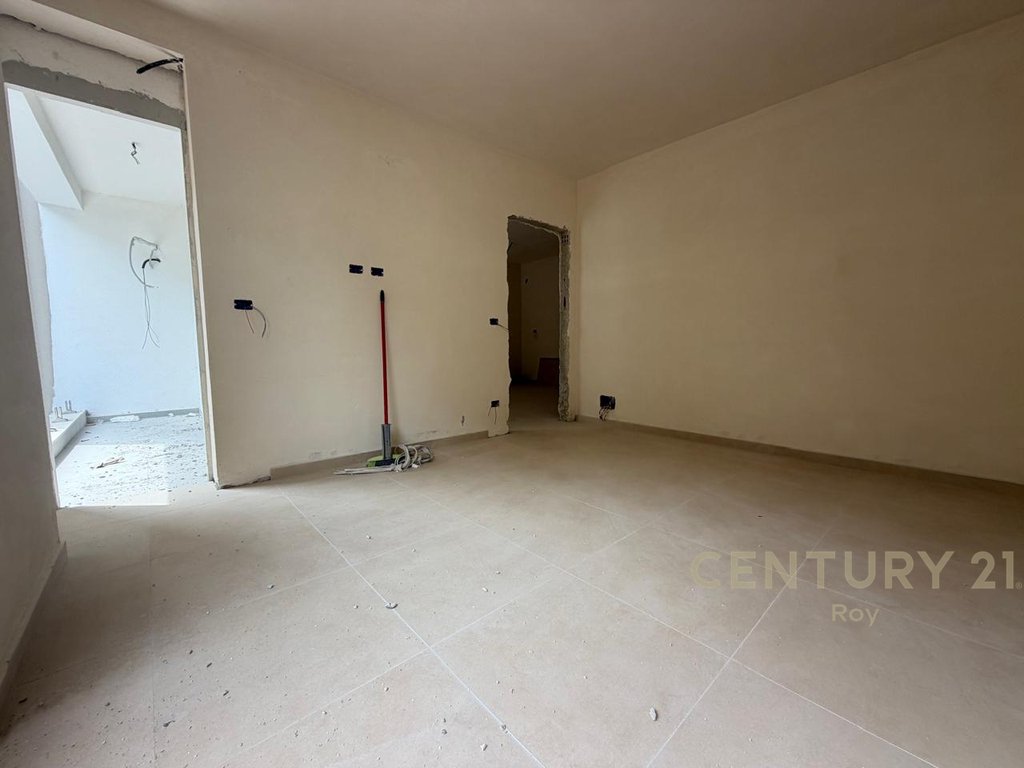 Apartment 1+1 for Sale in New Construction near Mali i Robit