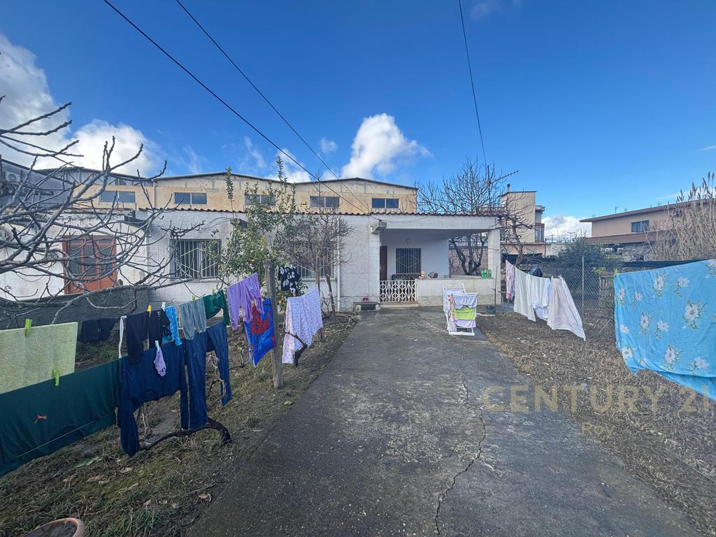 Truall + Building in Shkozet, near the Main Road