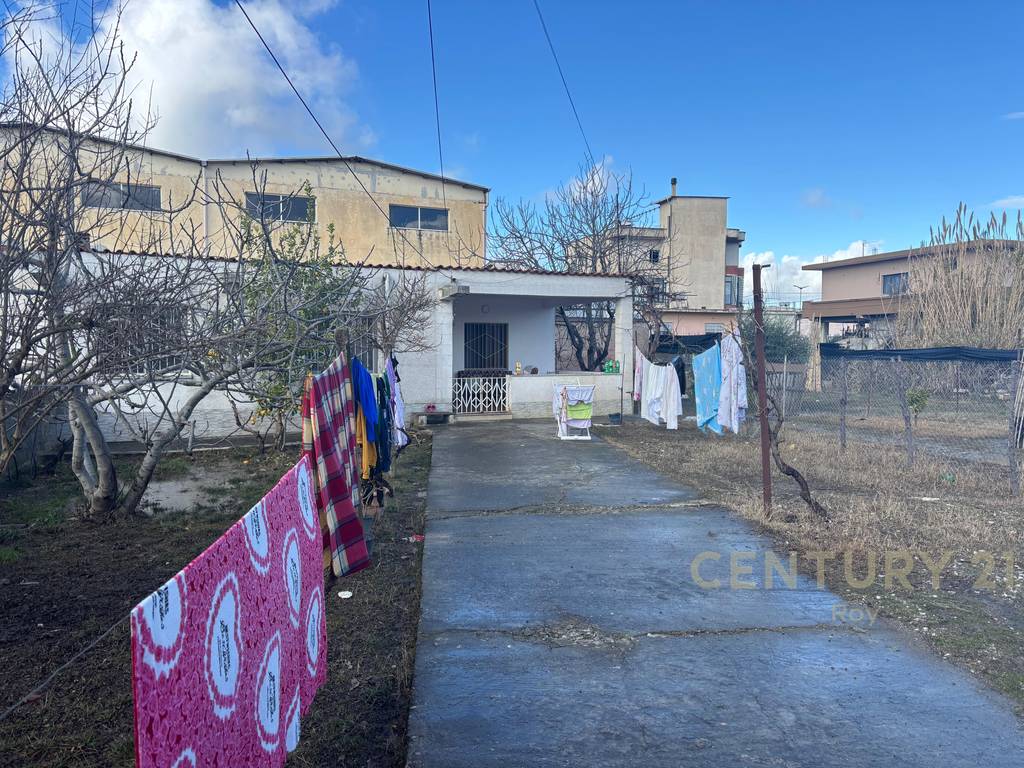 Truall + Building in Shkozet, near the Main Road