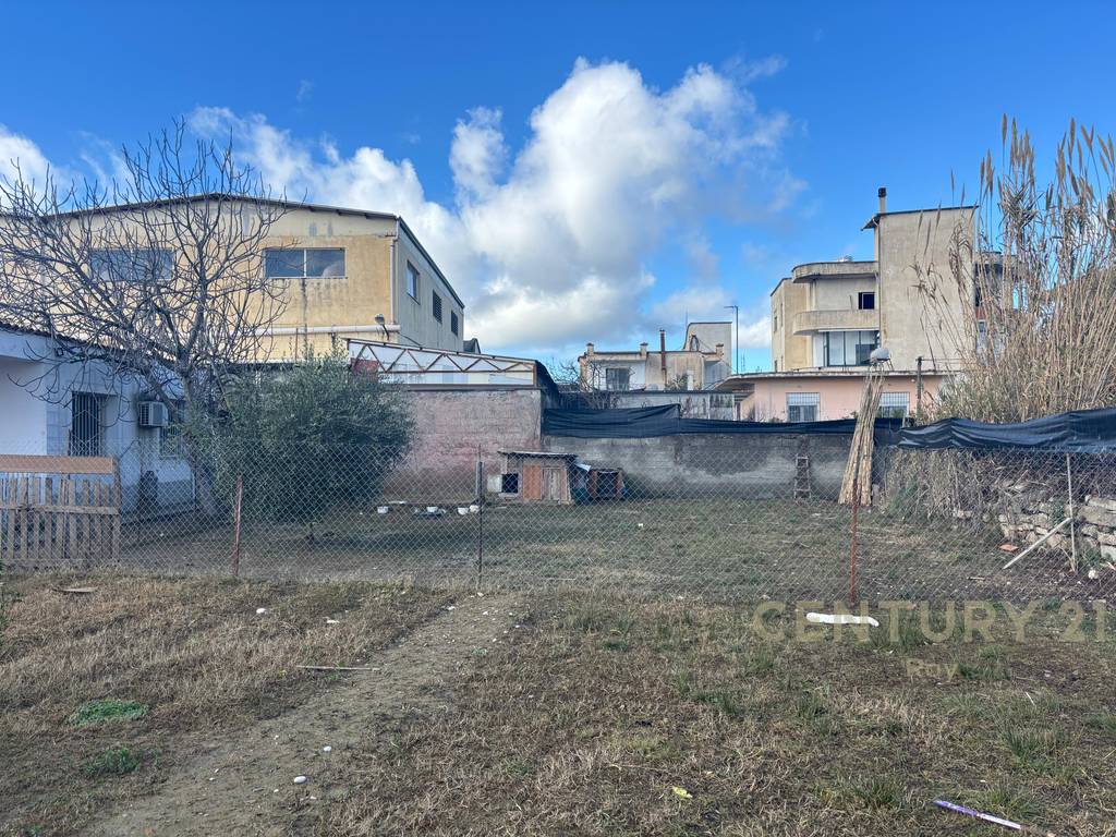 Truall + Building in Shkozet, near the Main Road