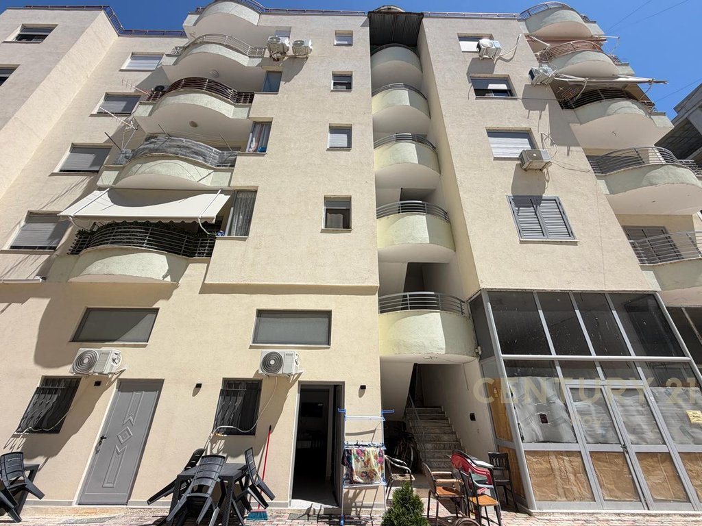 Multifunctional Unit for Sale in Golem (7/7)