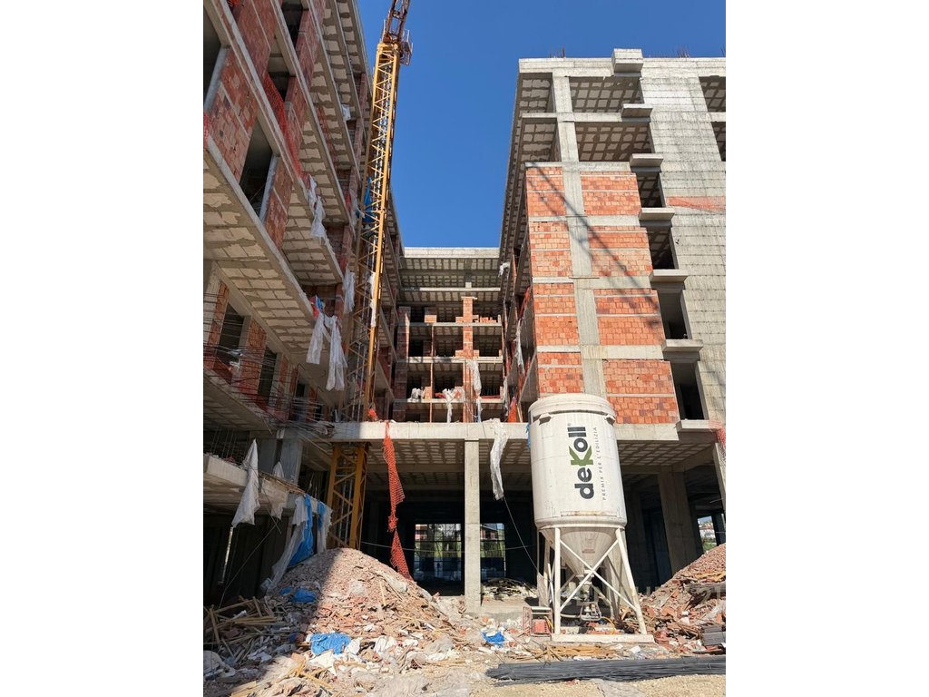 Apartment 2+1+2 for Sale at Viena Complex, Golem (6/20)