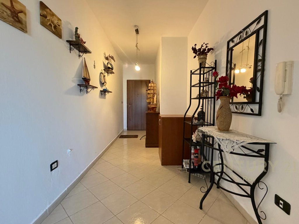 Apartment 3+1+2 for Sale with Sea View at the Beach (14/20)