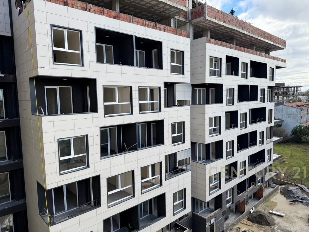 Apartment 2+1+2 in Montevideo Residence - 50 M from the Sea (2/20)