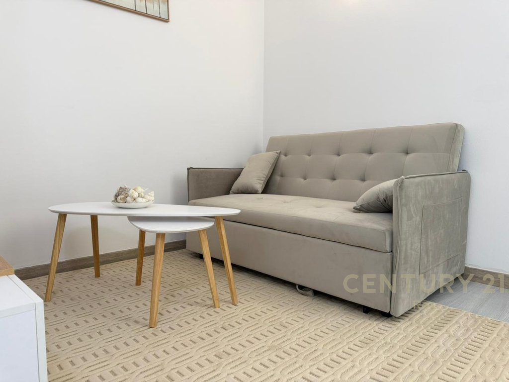 🏡 Apartment 1+1 for Rent - Golem (2/16)