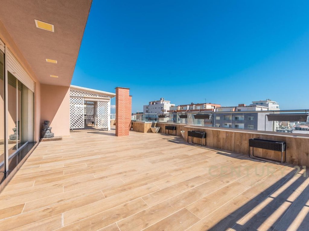 Papafingo Premium for Sale - Durres, near Kazazi (18/20)