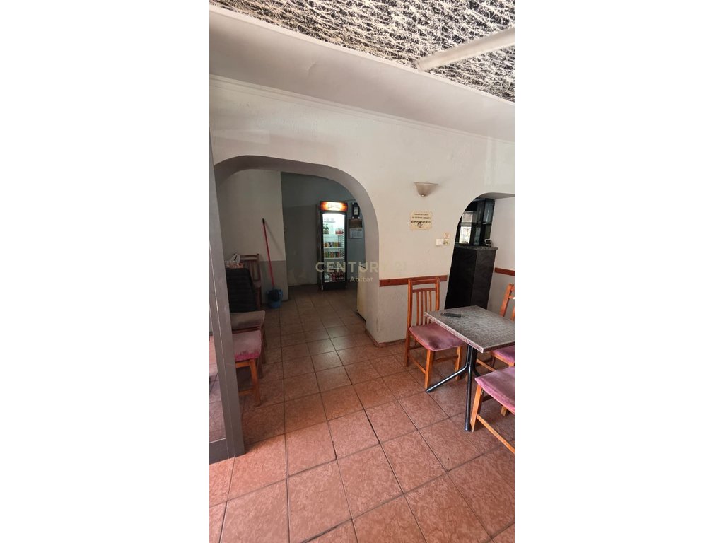 Ambient Commercial Floor 0 For Sale on 4 Deshmoret Street