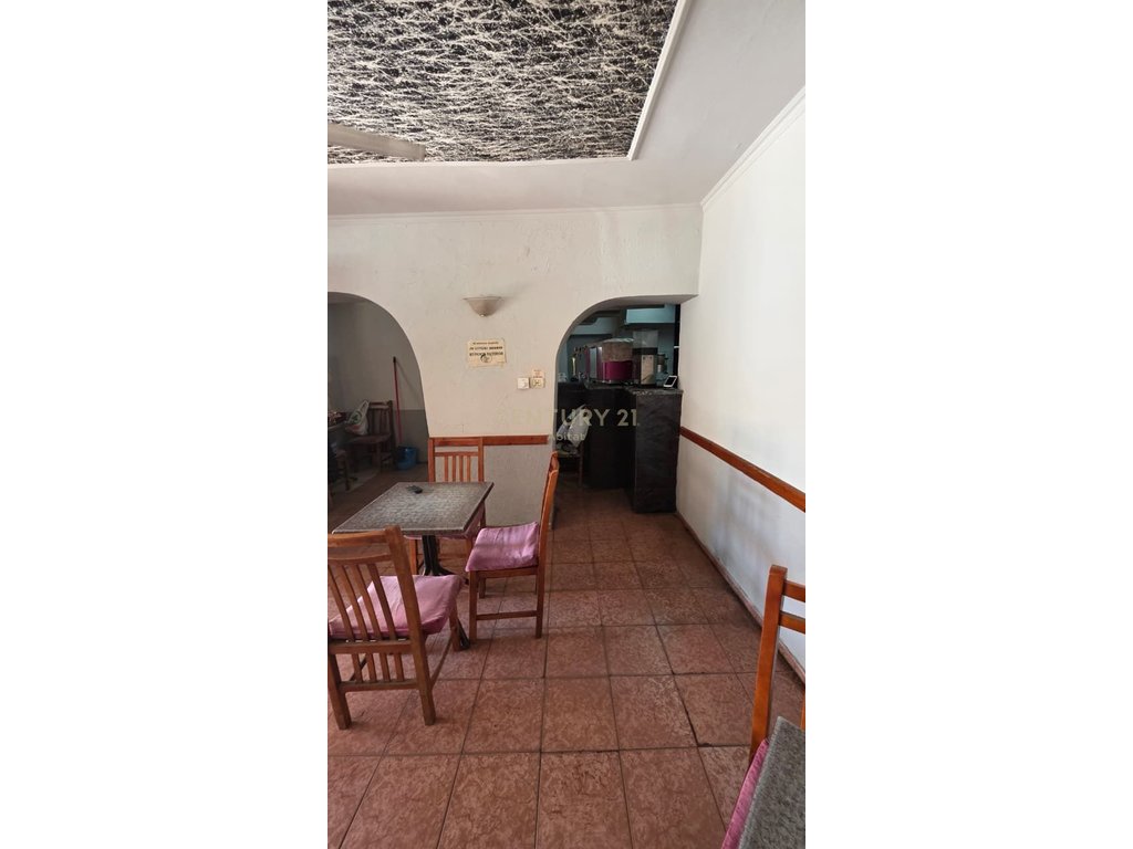 Ambient Commercial Floor 0 For Sale on 4 Deshmoret Street