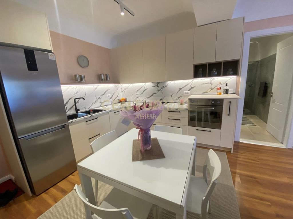 APARTMENT 1+1 FOR RENT, MAY 5