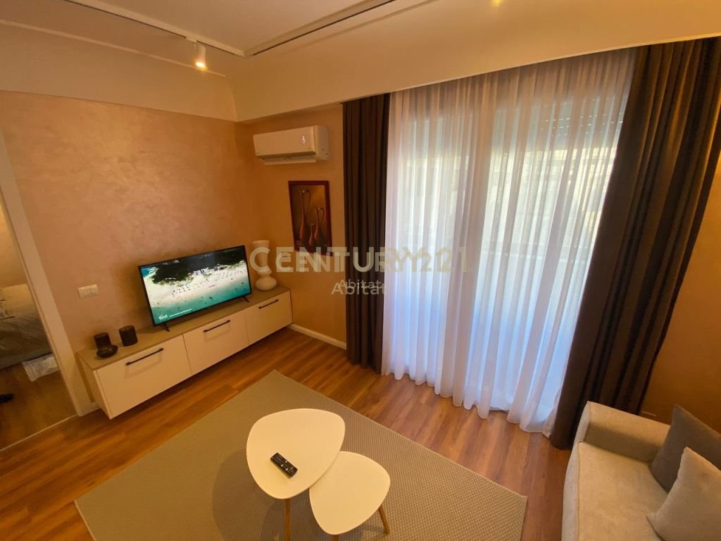 APARTMENT 1+1 FOR RENT, MAY 5