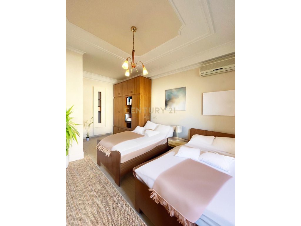 Bllok: 2+1+2 APARTMENT FOR RENT