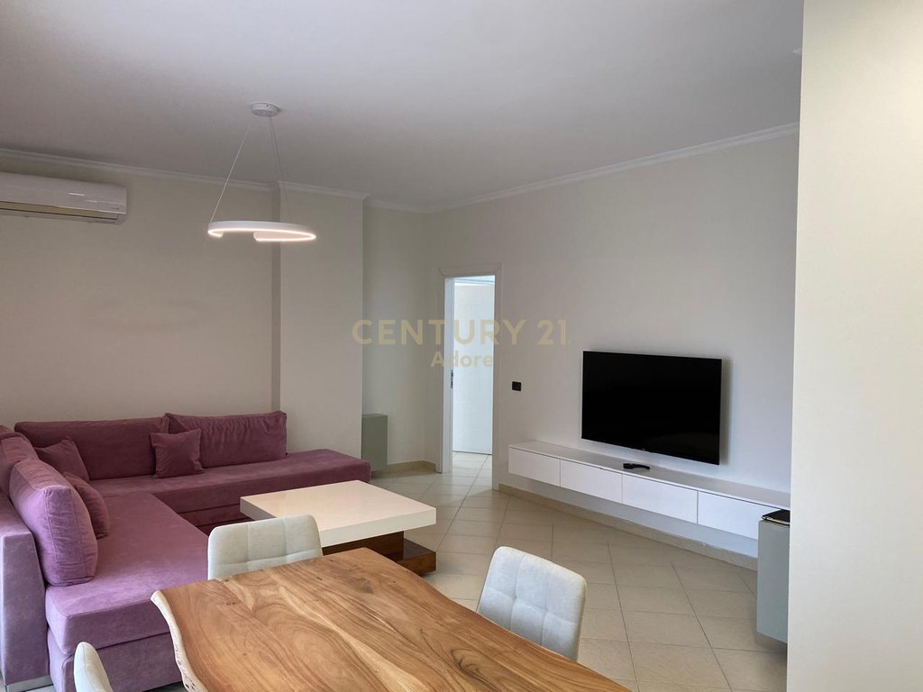 Modern 2+1+2 Apartment for Rent on Kosovareve Street!