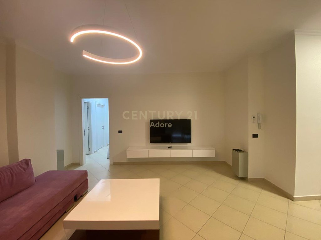 Modern 2+1+2 Apartment for Rent on Kosovareve Street!