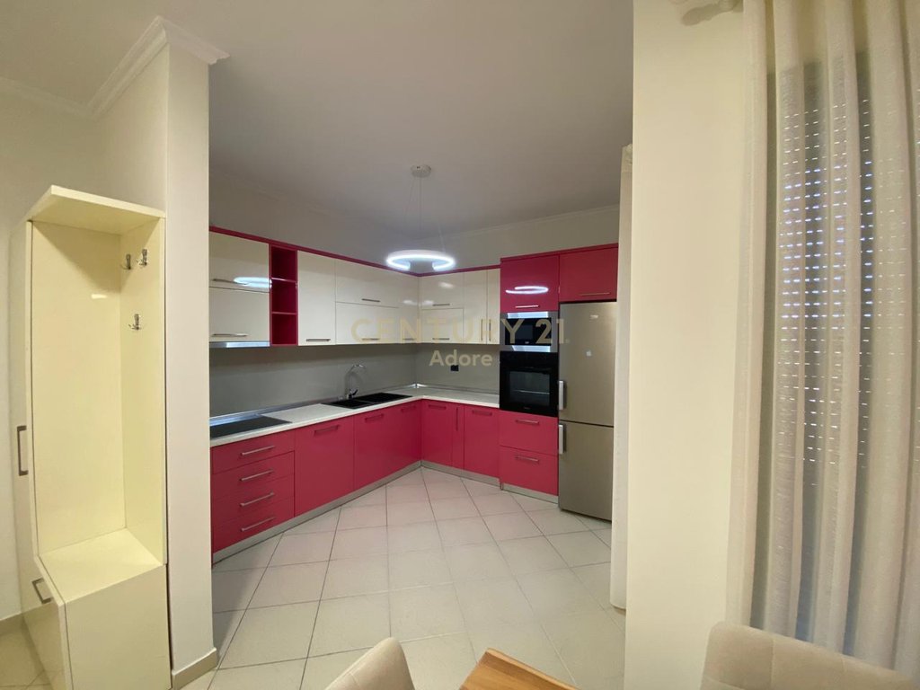 Modern 2+1+2 Apartment for Rent on Kosovareve Street!