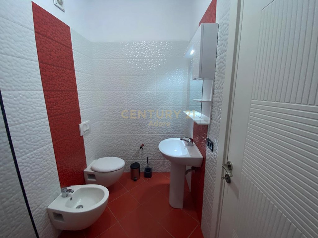 Modern 2+1+2 Apartment for Rent on Kosovareve Street!