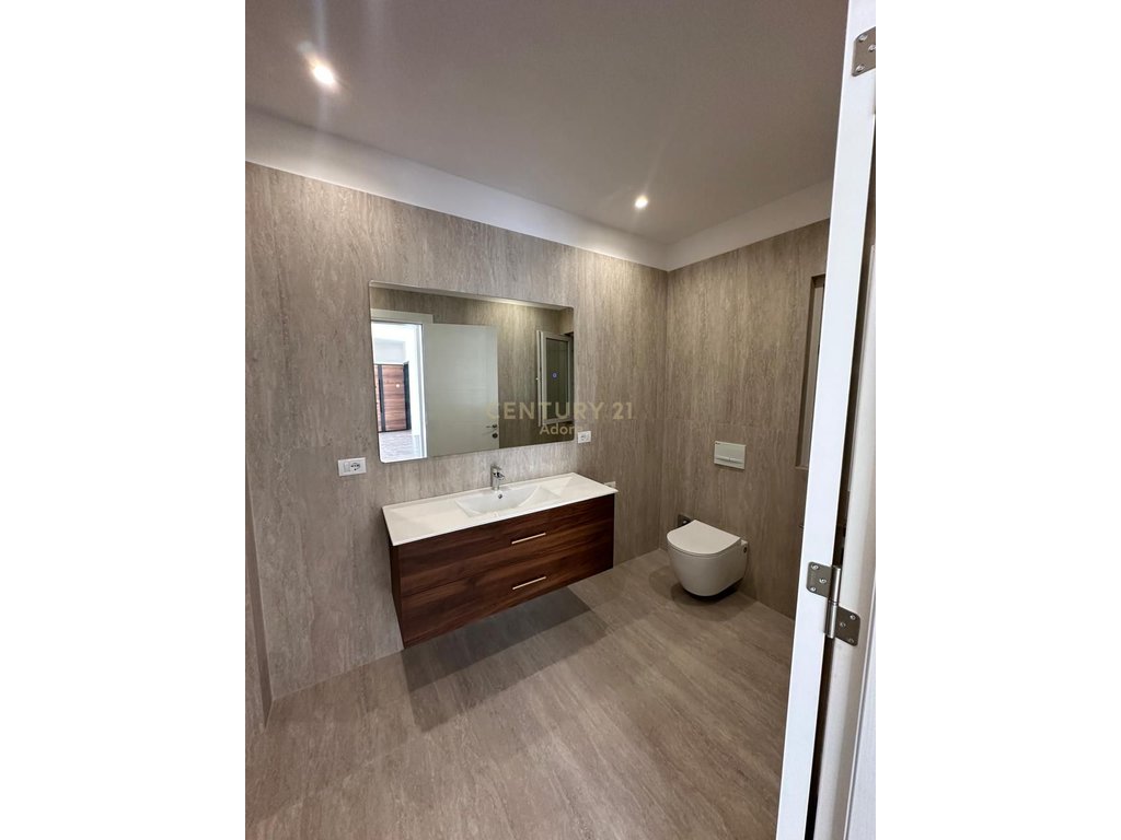 Apartment for Rent on New Boulevard!
