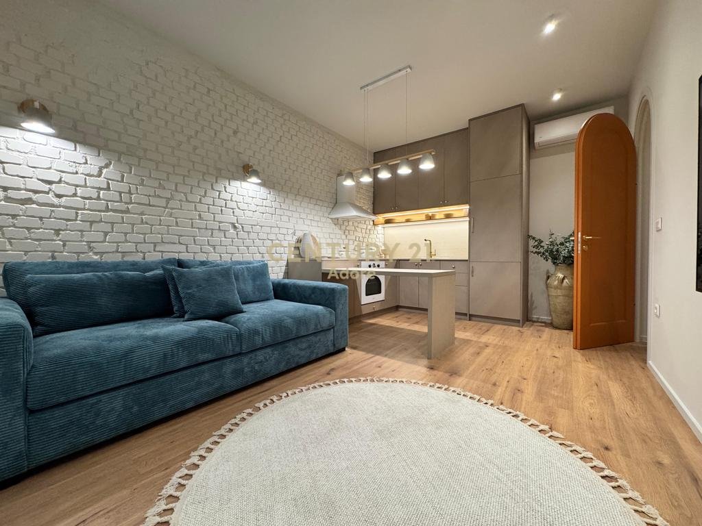 2+1 Apartment for Rent in Myslym Shyr!