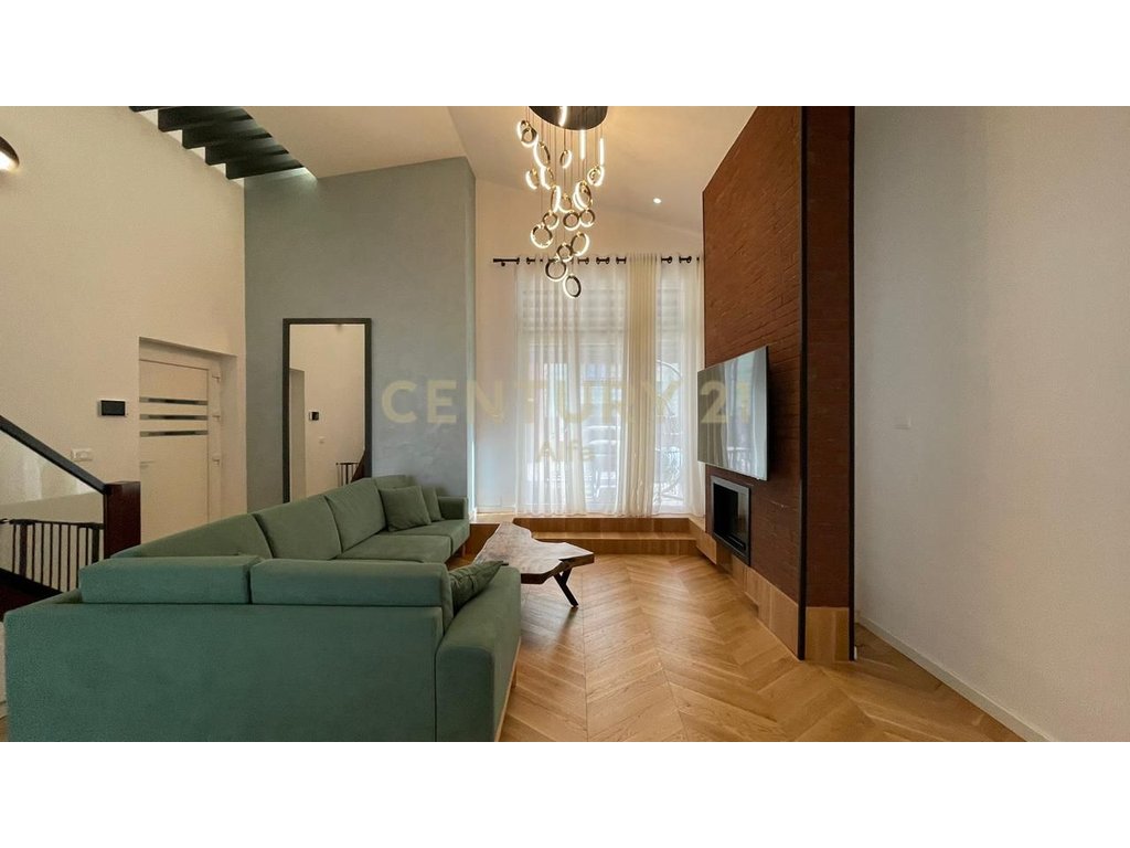 3+1 apartment for rent with veranda, parking space included – new furniture, Botanical Garden!