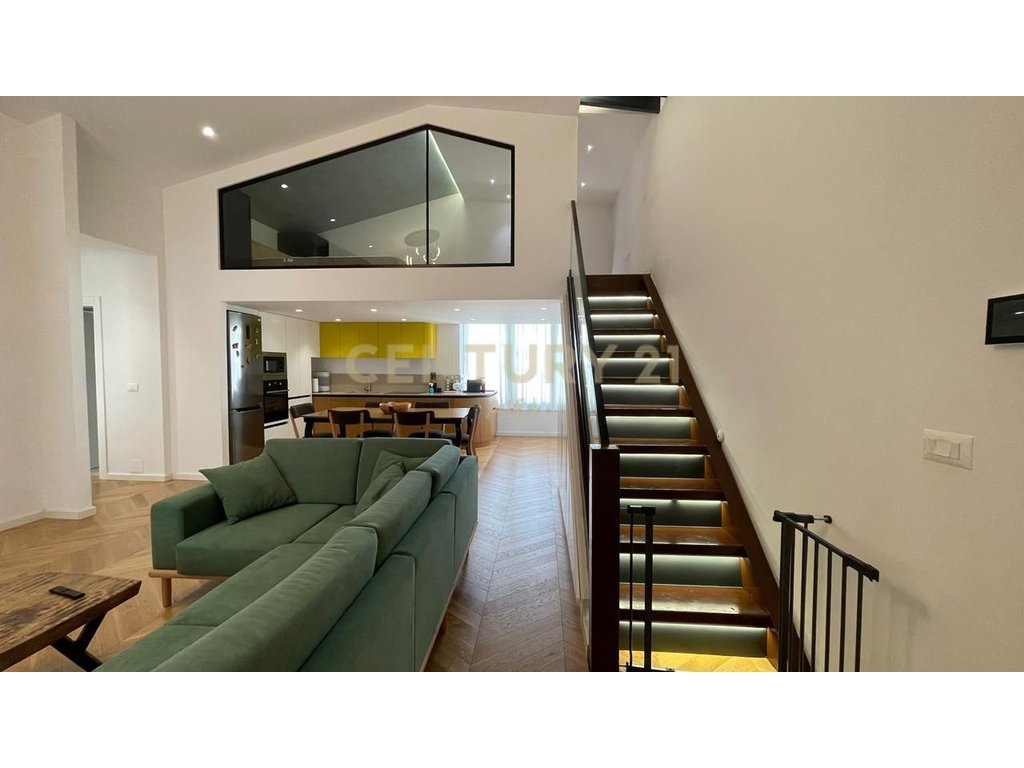 3+1 apartment for rent with veranda, parking space included – new furniture, Botanical Garden!