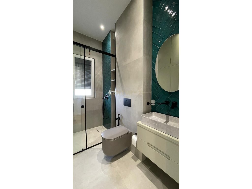 3+1 apartment for rent with veranda, parking space included – new furniture, Botanical Garden!
