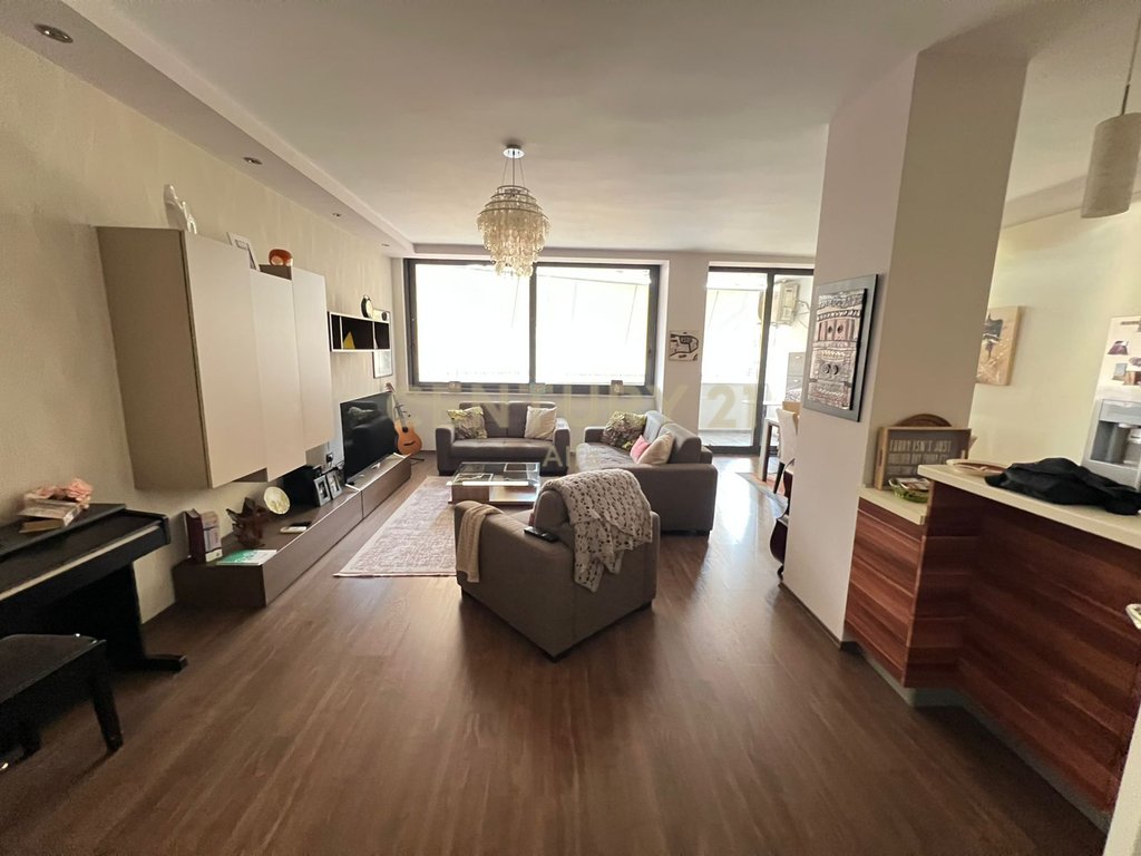 Apartment 3+1+2 for Rent in Ish-Bllok