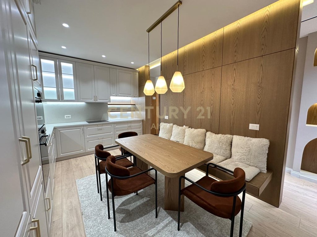 3+1 Apartment for Rent on Kosovareve Street!