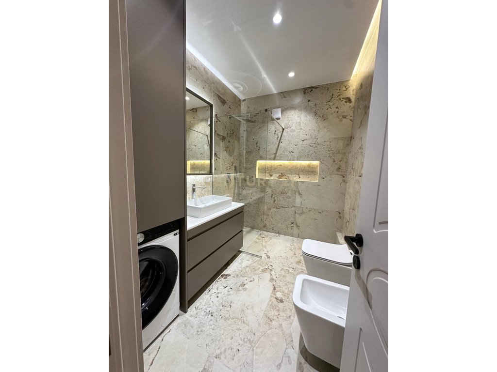 3+1 Apartment for Rent on Kosovareve Street!