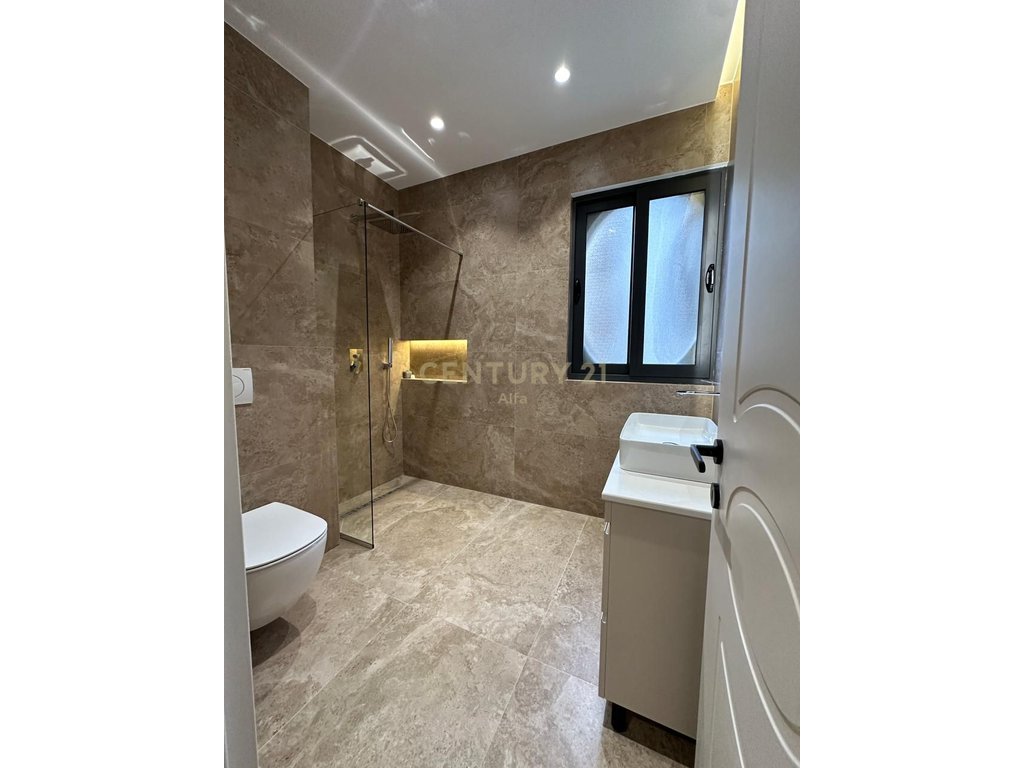 3+1 Apartment for Rent on Kosovareve Street!