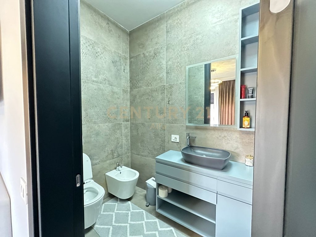 Apartment 2+1+ Parking Post for Rent near "Teg"