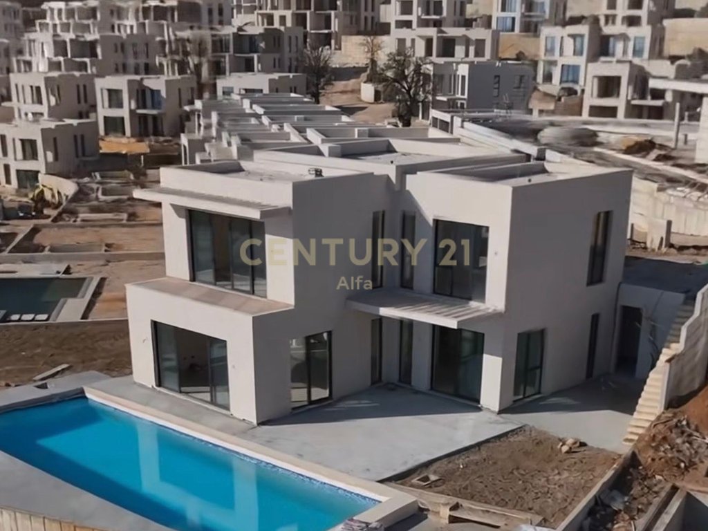 PREMIUM VILLA FOR SALE, SAN NICOLAS RESORT & RESIDENCES, PALASE!