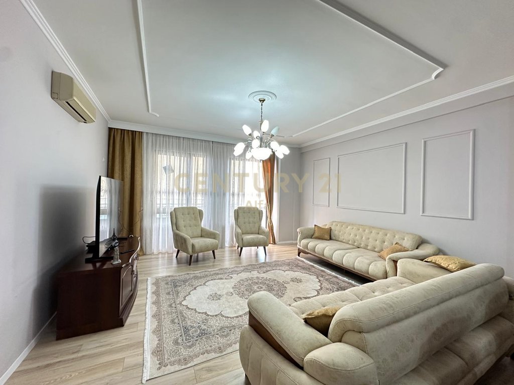 Apartment 2+1 for sale near the school "Mihal Grameno"!