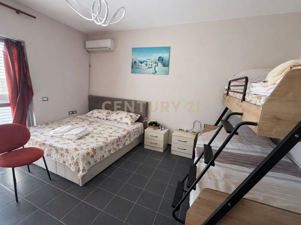 Apartment 1+1 for sale at Shkembi i Kavajes with sea view!