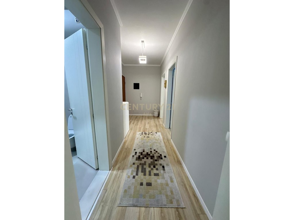 Apartament 2+1 per Qira prane Shkolles "Mihal Grameno"!