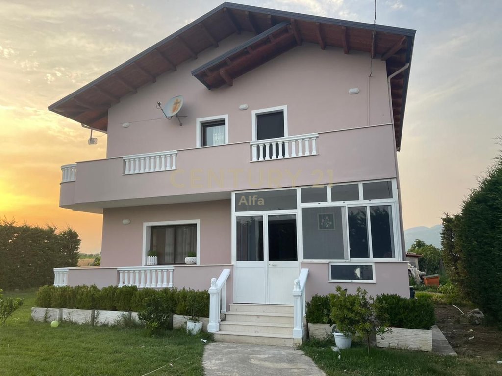 2-story villa with yard for sale in Zejmen, Lezhë