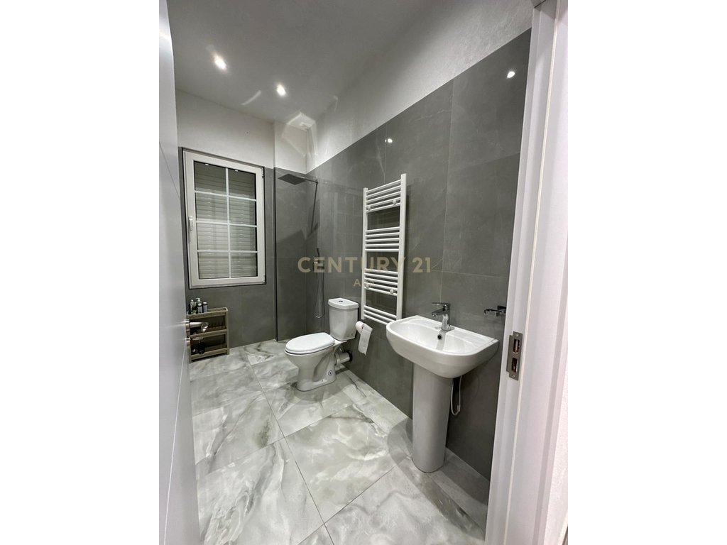 Penthouse for Rent in Paskuqan!
