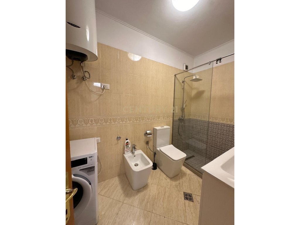 2+1 Apartment for Rent near the Paris Commune!