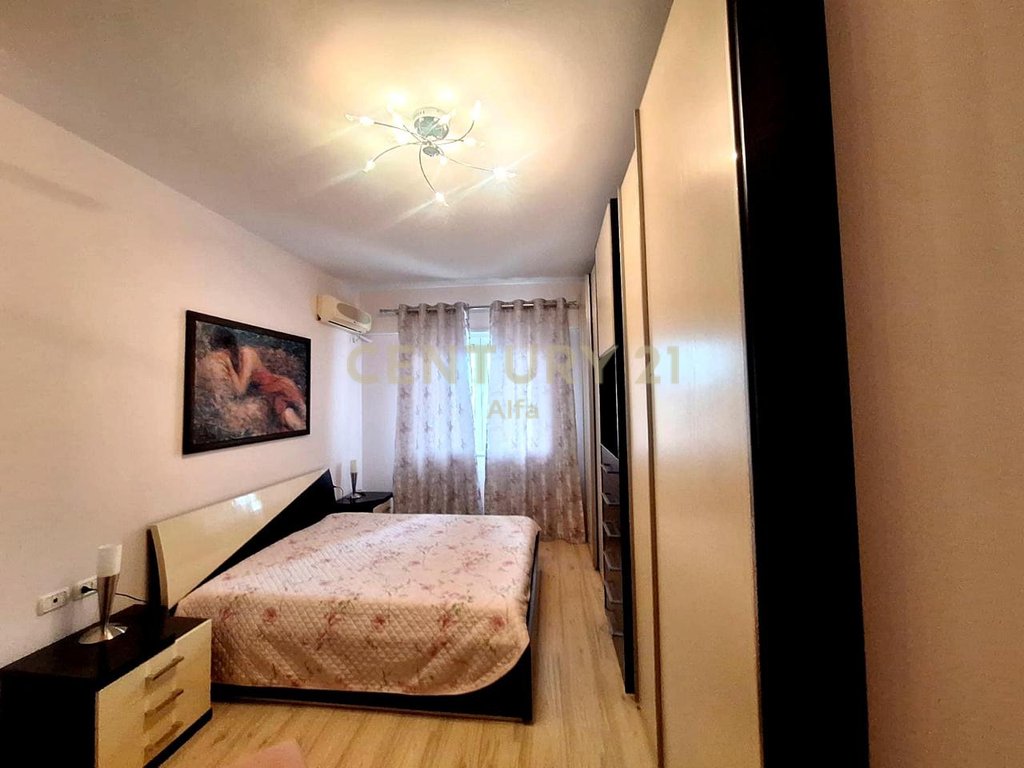 Apartment 2+1 for rent on Barrikadave Street (opposite the “Sami Frashëri” school)