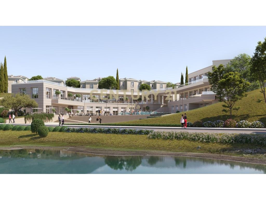 Apartment 2+1+2 for sale at Rolling Hills Lake
