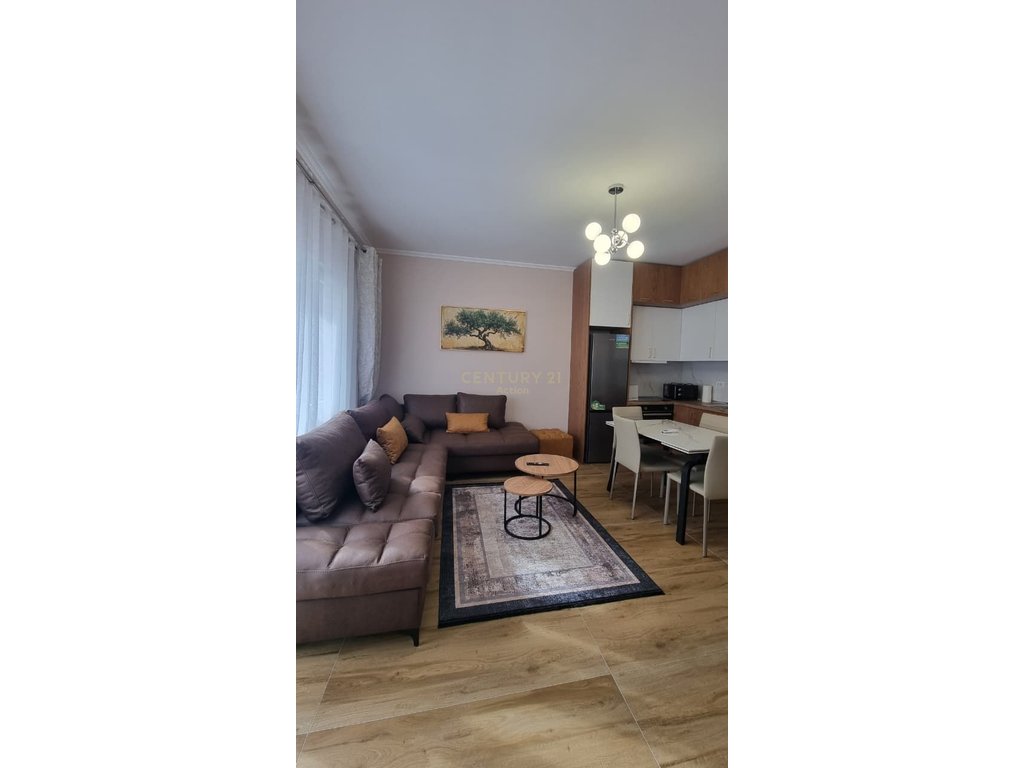 1+1+Parking space for rent at Zogu i Zi