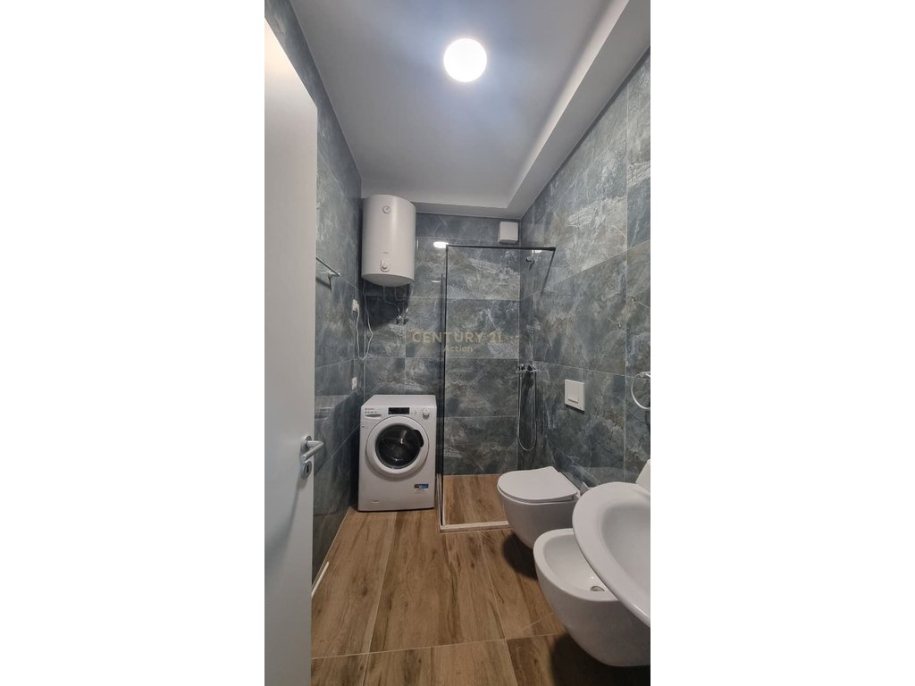 1+1+Parking space for rent at Zogu i Zi