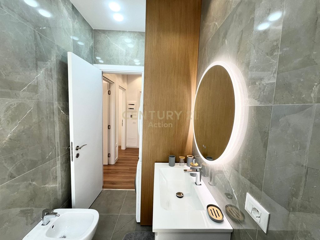 FOR RENT SUPER APARTMENT 1+1+PARKING PLACE, DIBRES STREET!