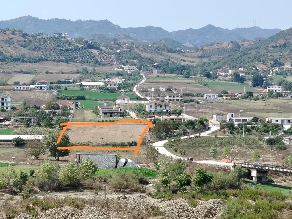 3300 M2 OF LAND FOR SALE IN MENIK-TIRANA!
