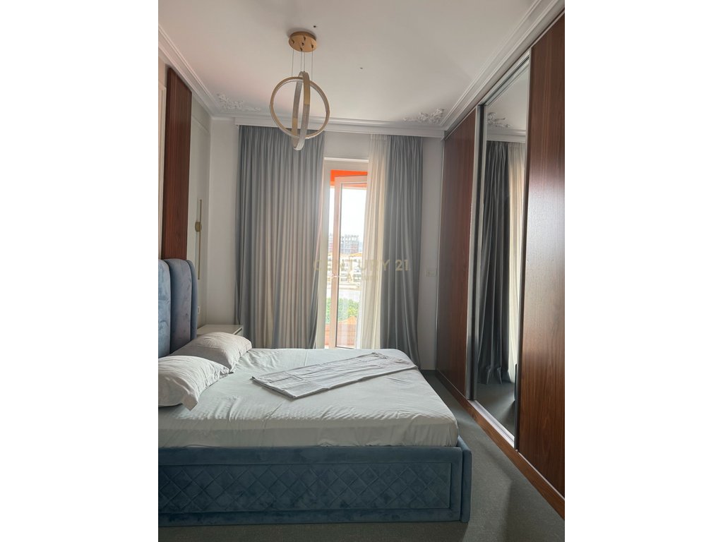 Apartament 3+2 Me Qira në Laprakë, Tiranë - 1500€ | 127 m²!