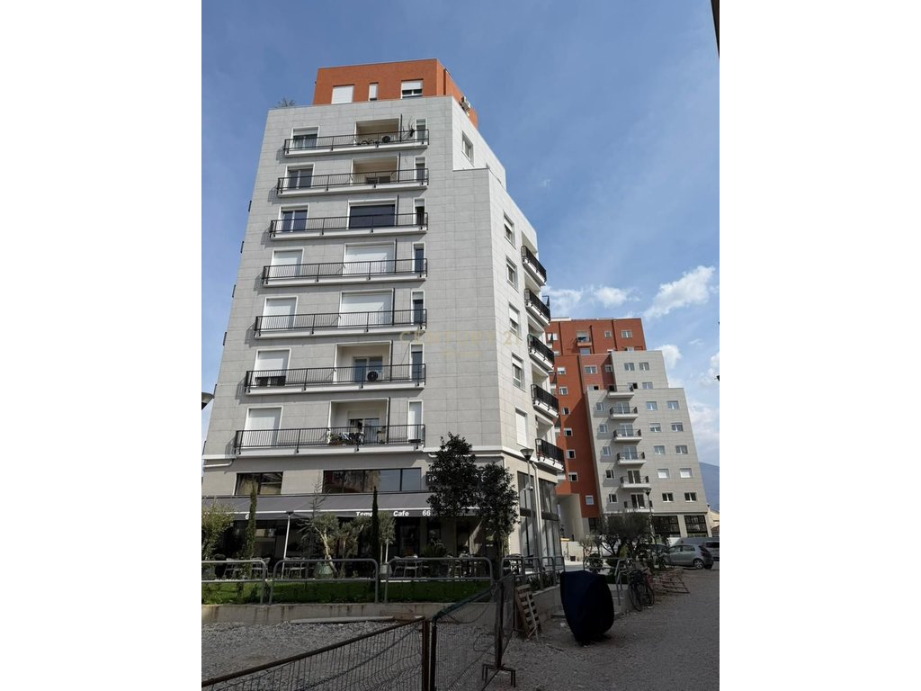 SELL 3 PARKING SPOTS NEAR NIKET DARDANI SCHOOL !!
