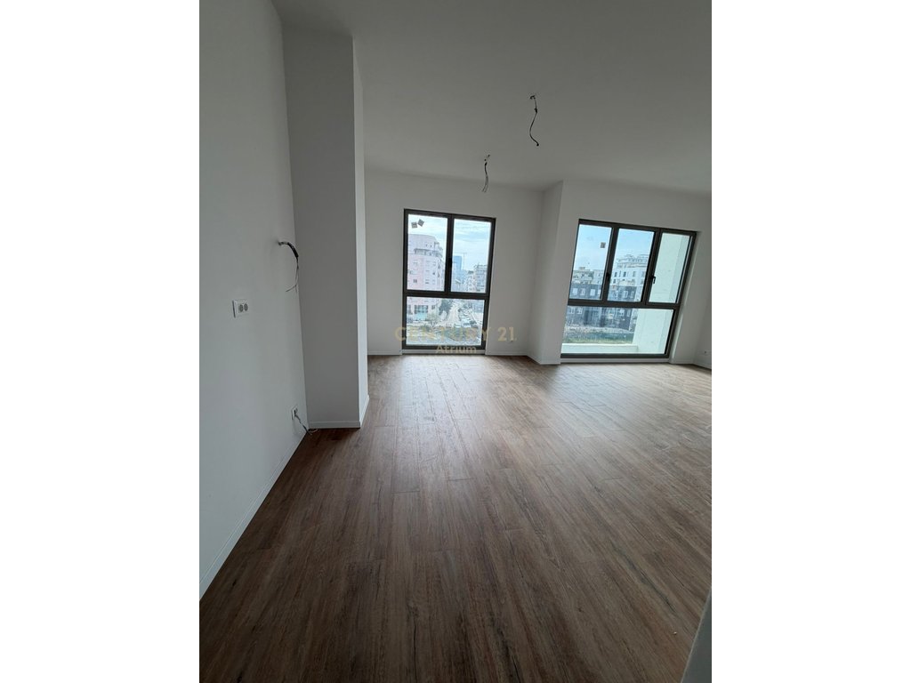 SHESIM APARTMENT 2+1 AT TIRANA PARK AVENUE!!!