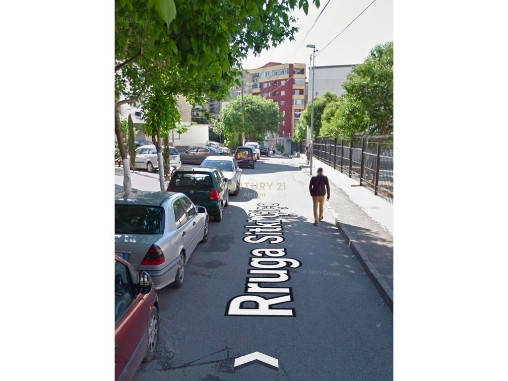 OPPORTUNITY! COMMERCIAL SPACE FOR SALE NEAR NIKET DARDANI SCHOOL!!