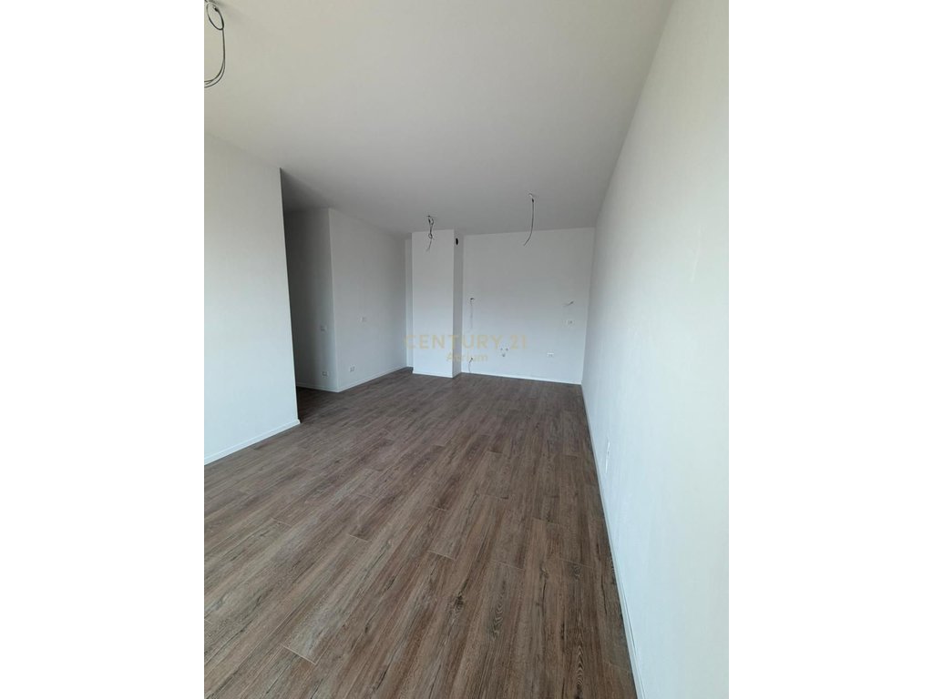 SHESIM APARTMENT 2+1 AT TIRANA PARK AVENUE!!!